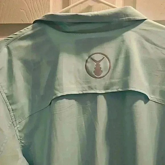 Tunaskin Shirt - Picture 9 of 10